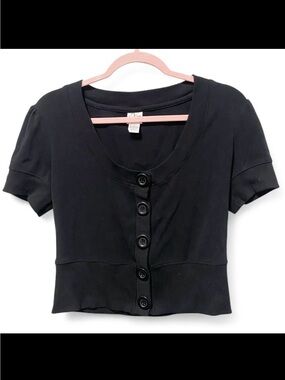 Adorable Vintage Y2K MOD Whimsygoth Goth Scoop Neck Button Front Puff Sleeve Top